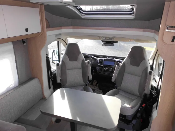 Fahrzeugbild Hobby ONTOUR C 680 GE 2026 AUTOMATIK SOFORT verf. #9