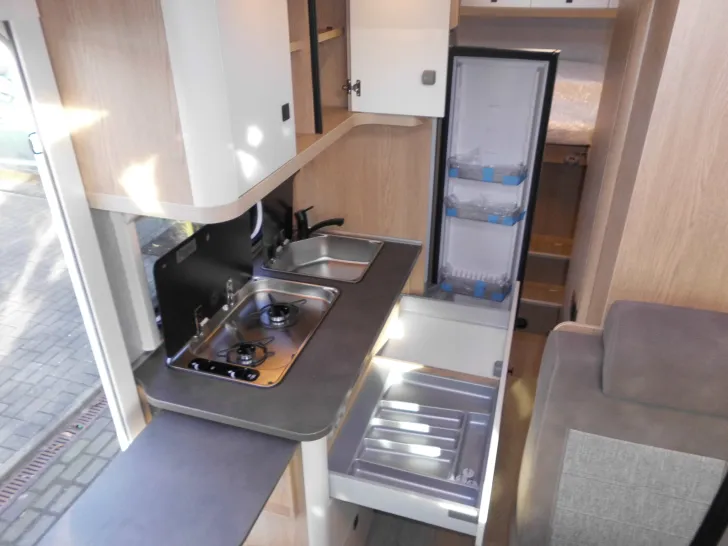 Fahrzeugbild Hobby ONTOUR C 680 GE 2026 AUTOMATIK SOFORT verf. #13