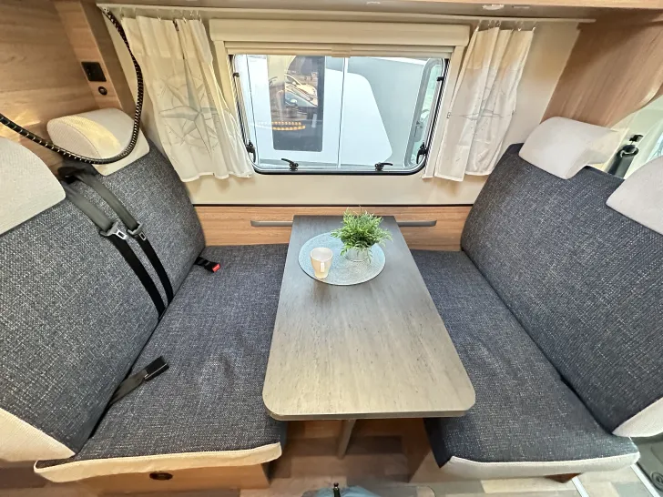Fahrzeugbild Weinsberg CaraHome 650 DG #10