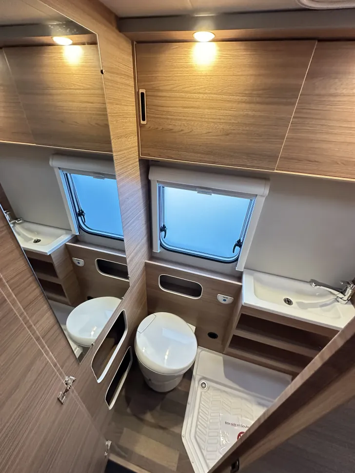 Fahrzeugbild Weinsberg CaraHome 650 DG #19