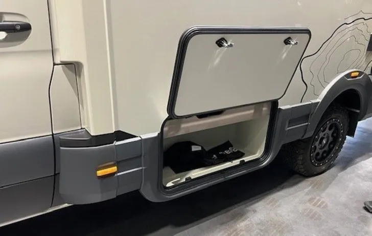 Fahrzeugbild Eura Mobil Xtura XT 686 EF MUSTER FAHRZEUG #8