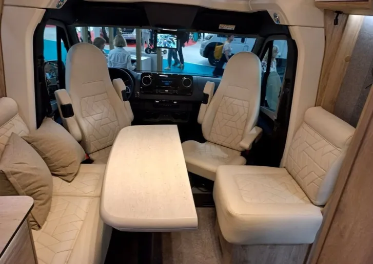 Fahrzeugbild Eura Mobil Xtura XT 686 EF MUSTER FAHRZEUG #19