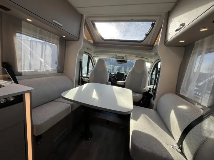 Fahrzeugbild Carado T 459 #8