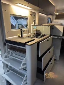 Fahrzeugbild LMC Cruiser 740 EL Auto #11