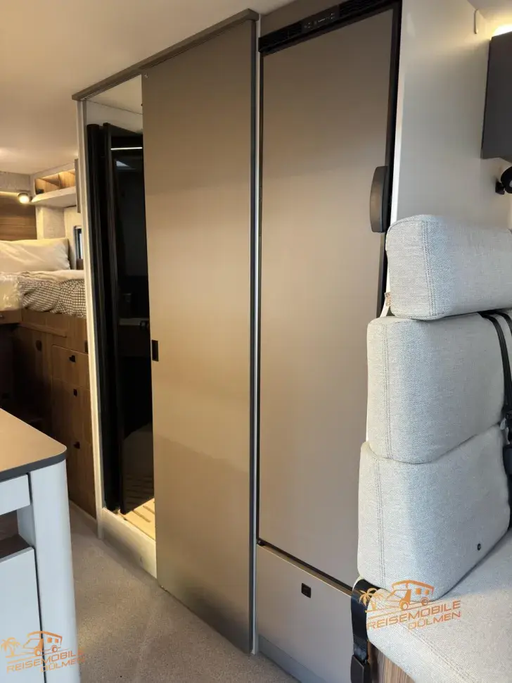 Fahrzeugbild LMC Cruiser 740 EL #15