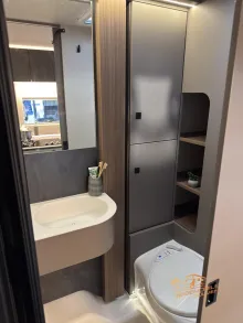 Fahrzeugbild LMC Cruiser 740 EL #18