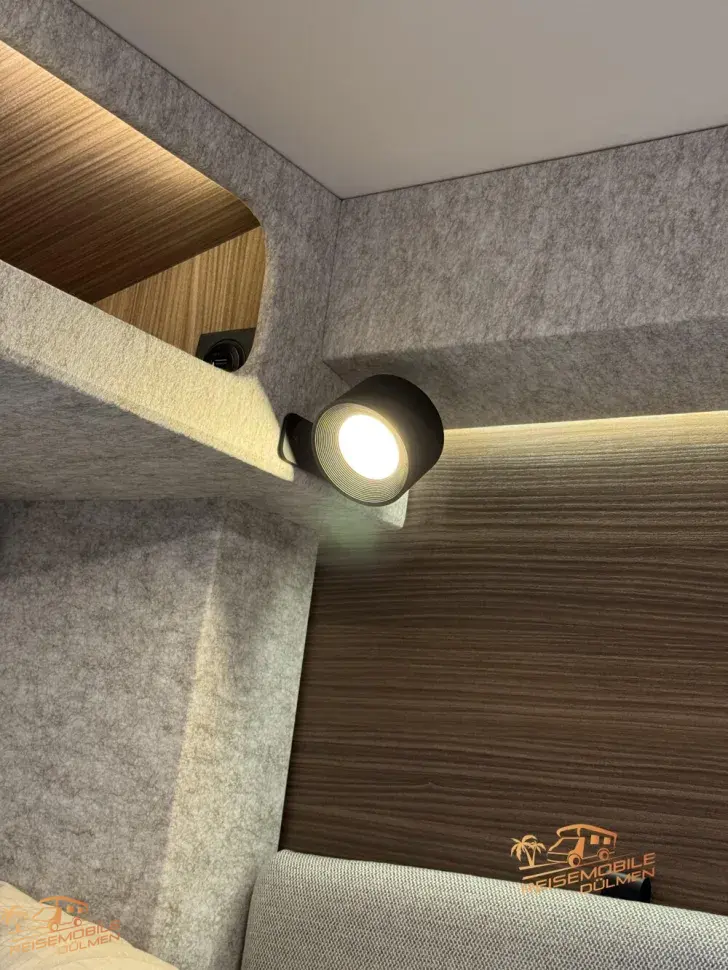 Fahrzeugbild LMC Cruiser 740 EL #28