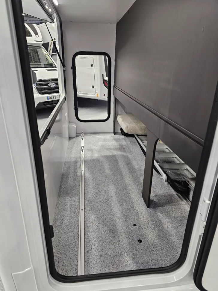 Fahrzeugbild Benimar Mileo M282 RUNDSITZGRUPPE HECK / MARKISE / NAVI #9