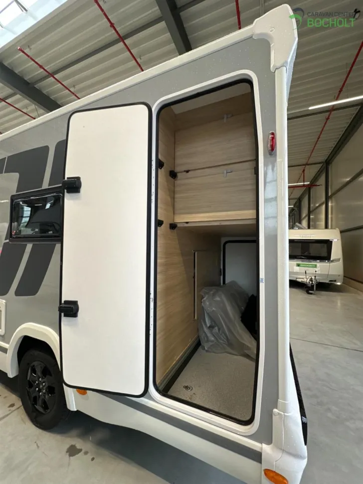 Fahrzeugbild Challenger Graphite 260 Modell 2026 / Artic / Drive / Zubehör #14