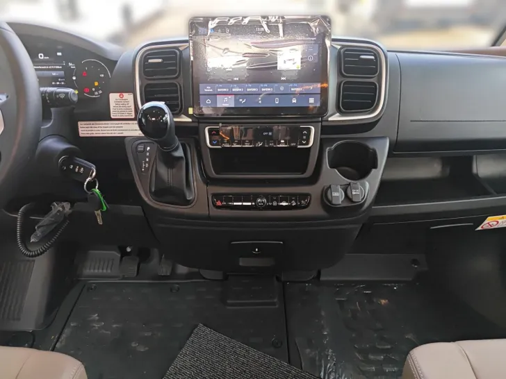 Fahrzeugbild Carthago chic e-line I 50 LE SIE SPAREN 28.810,- #9