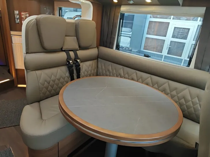 Fahrzeugbild Carthago chic e-line I 50 LE SIE SPAREN 28.810,- #12