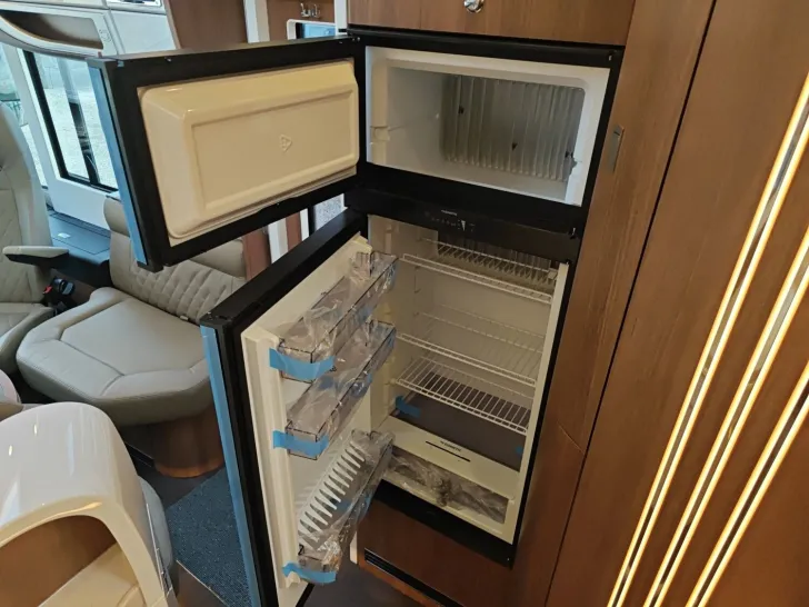 Fahrzeugbild Carthago chic e-line I 50 LE SIE SPAREN 28.810,- #14