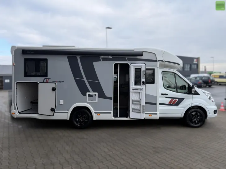 Fahrzeugbild Challenger Teilintegriert Graphite Edition 317 Drive 2026 #8