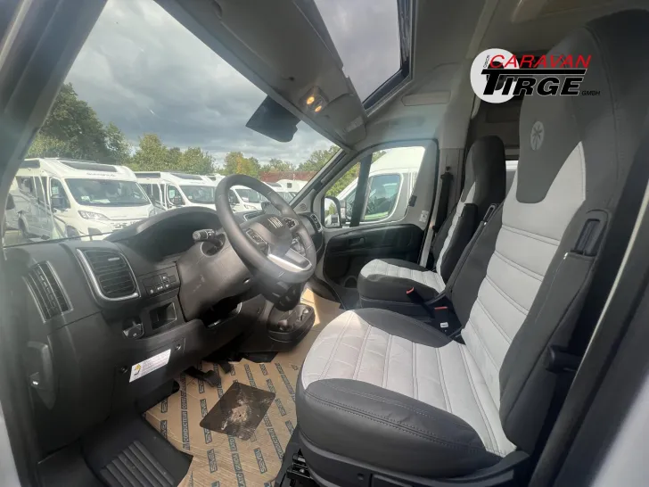 Fahrzeugbild Sunlight Cliff X 600 #21