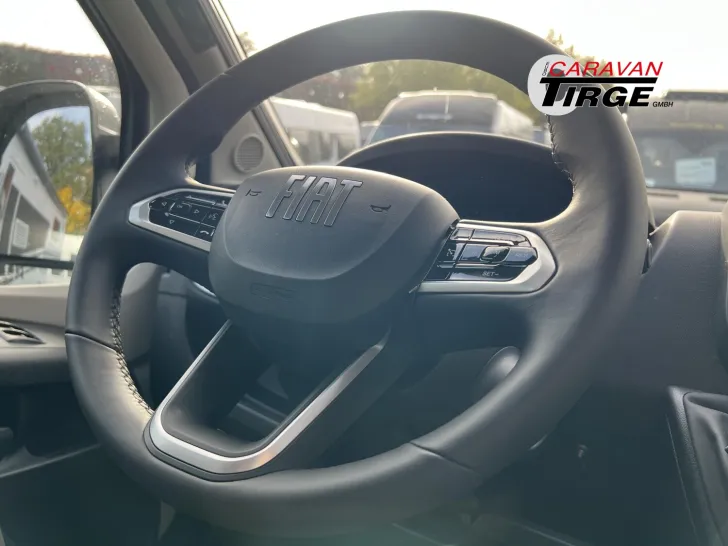 Fahrzeugbild Sunlight Adventure V 67S #16