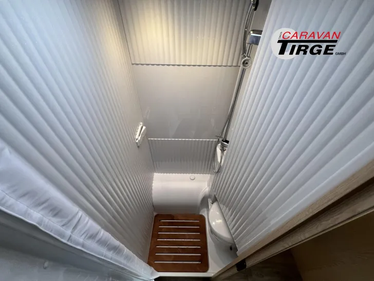 Fahrzeugbild Sunlight Adventure V 67S #24