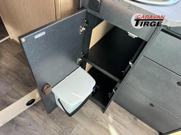 Fahrzeugbild Sunlight Adventure T 69LC #15