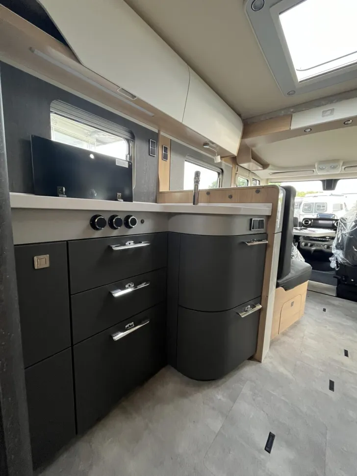 Fahrzeugbild Hymer B-Klasse ML I 780 BlackLine #7