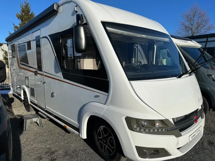 Fahrzeugbild Bürstner Lyseo I 727 G #1