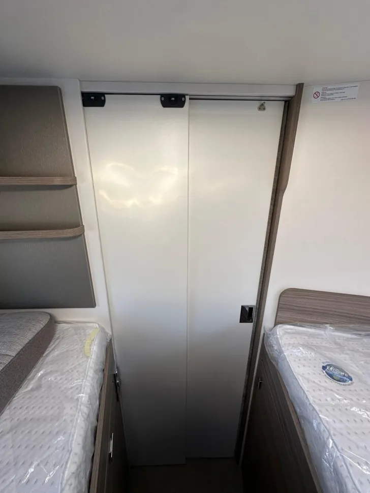 Fahrzeugbild Bürstner Lyseo I 727 G #12