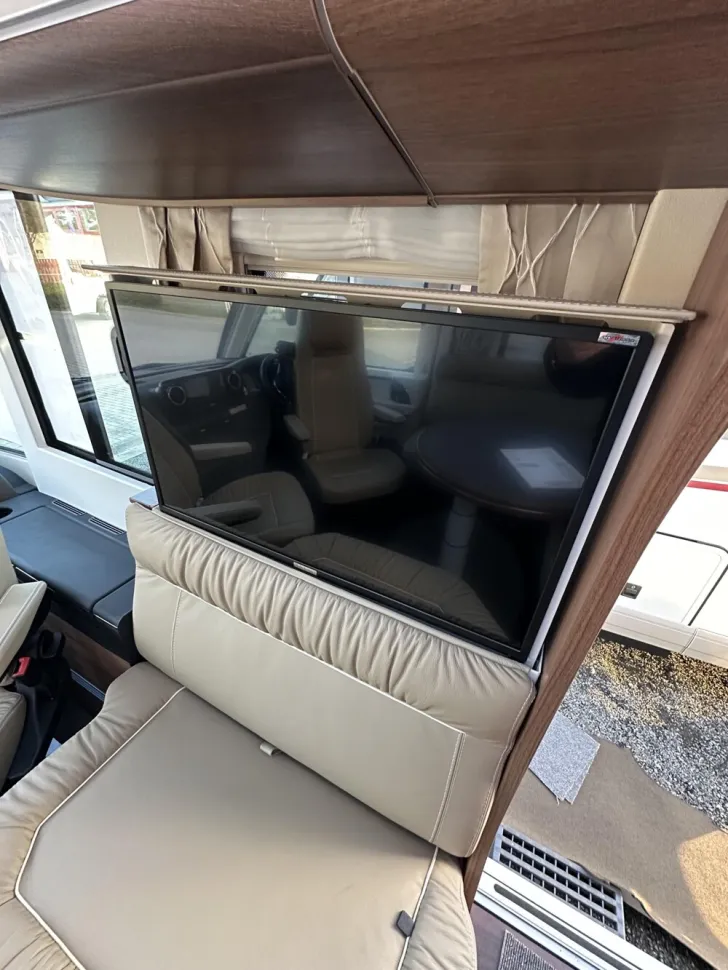 Fahrzeugbild Carthago chic e-line I 50 LE DA #7