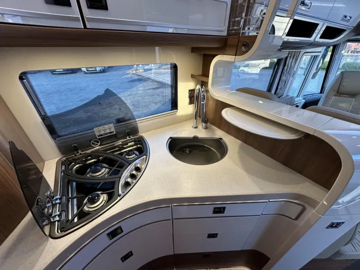 Fahrzeugbild Carthago chic e-line I 50 LE DA #10