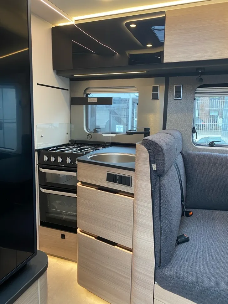 Fahrzeugbild Hymer B-Klasse MC I 680 !!! Top‑Preis Garantie !!! #9