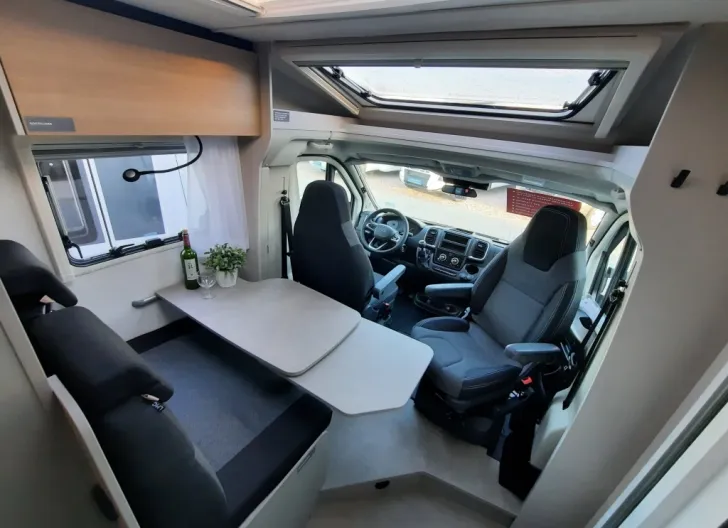 Fahrzeugbild LMC Tracer V 670 Verfüg./Sparen Sie 14.791,- € #8