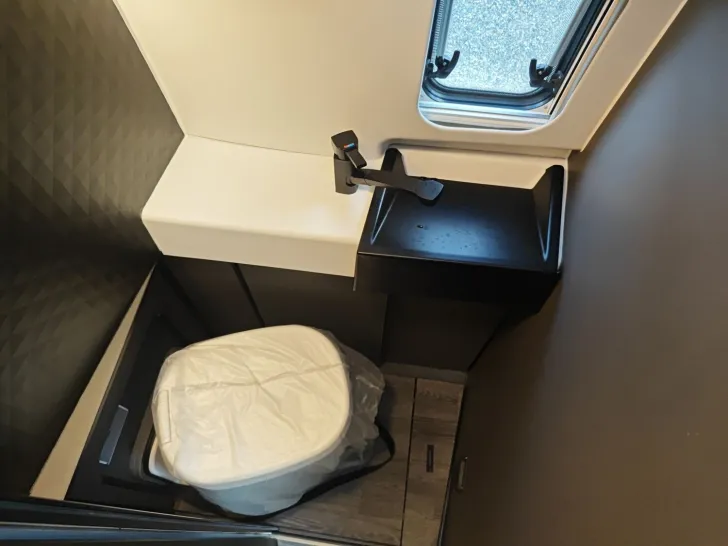 Fahrzeugbild Weinsberg X-Pedition 600 MQ Fahrzeug sofort verfügbar #15