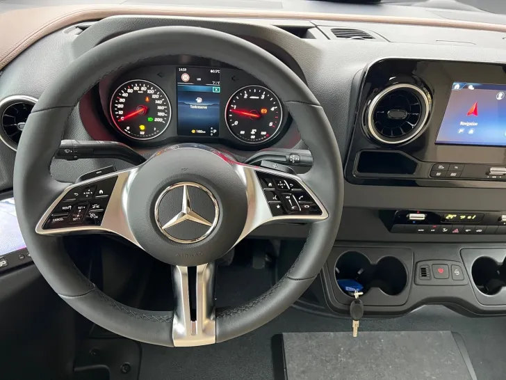 Fahrzeugbild Carthago chic c-line I 4.9 LE Mercedes (313) #10