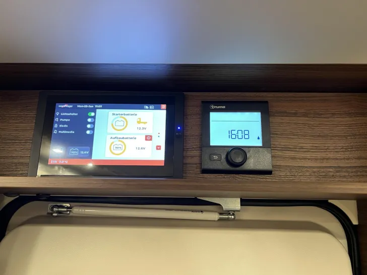 Fahrzeugbild Carthago chic c-line I 4.9 LE Mercedes (313) #20