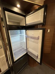 Fahrzeugbild Carthago chic c-line I 4.9 LE Mercedes (313) #25