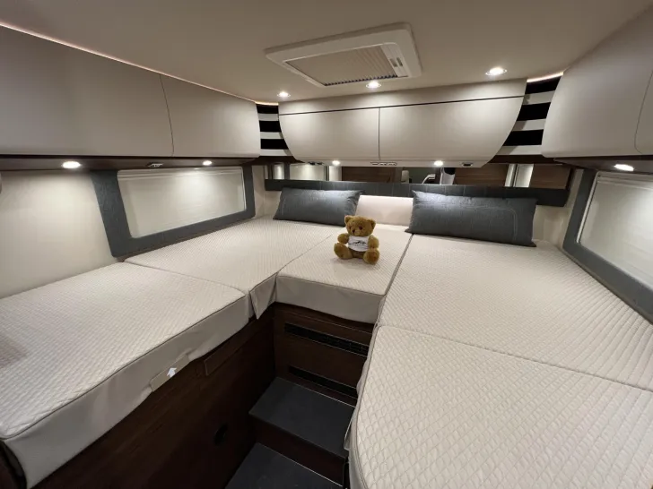 Fahrzeugbild Carthago chic c-line I 4.9 LE Mercedes (313) #27