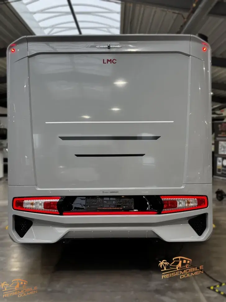 Fahrzeugbild LMC Cruiser 750 EL 8G. Auto. #4