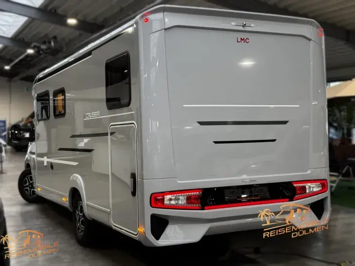 Fahrzeugbild LMC Cruiser 750 EL 8G. Auto. #6