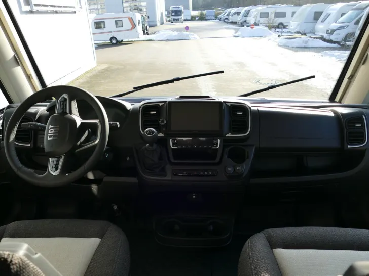 Fahrzeugbild Weinsberg CaraCore 650 MF #9