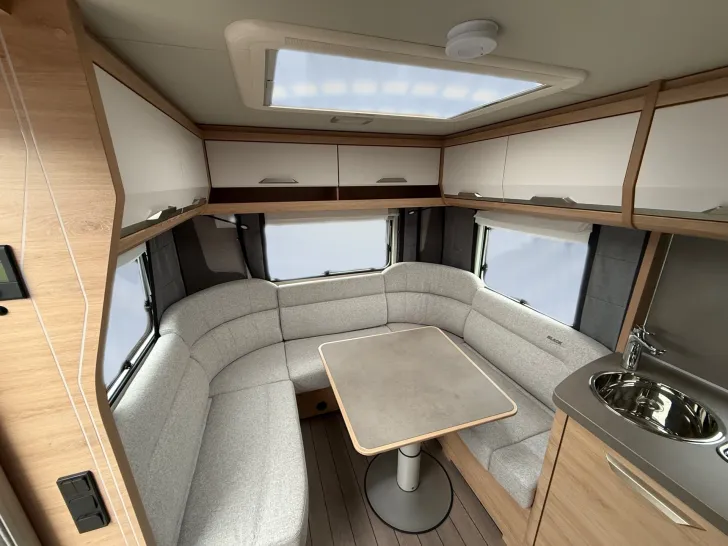 Fahrzeugbild Knaus Südwind 500 FU Black Selection MJ 2026*AL-KO Trailer Control* #9