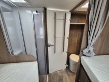 Fahrzeugbild Carado T447 pro+ *Hubbett*Markise*Safety-Paket* #24