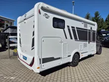 Fahrzeugbild Carado T447 pro+ *LED*Hubbett*180PS* #6