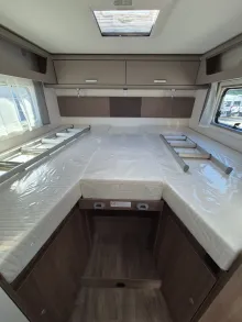 Fahrzeugbild Carado T447 pro+ *LED*Hubbett*180PS* #29