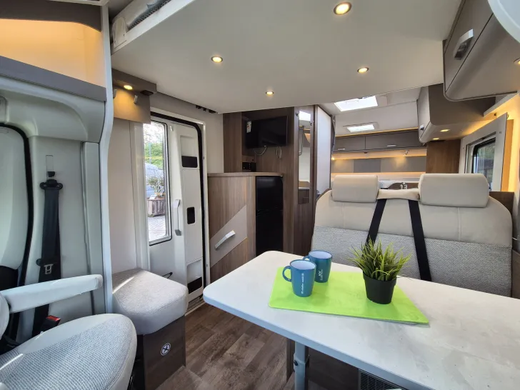 Fahrzeugbild Carado T338 pro+ *LED*Hubbett*Digital-Paket* #14