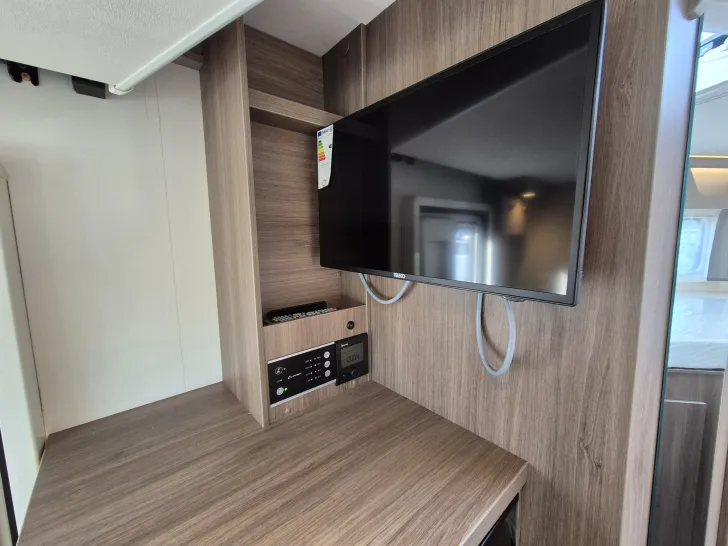 Fahrzeugbild Carado T338 pro+ *LED*Hubbett*Digital-Paket* #20