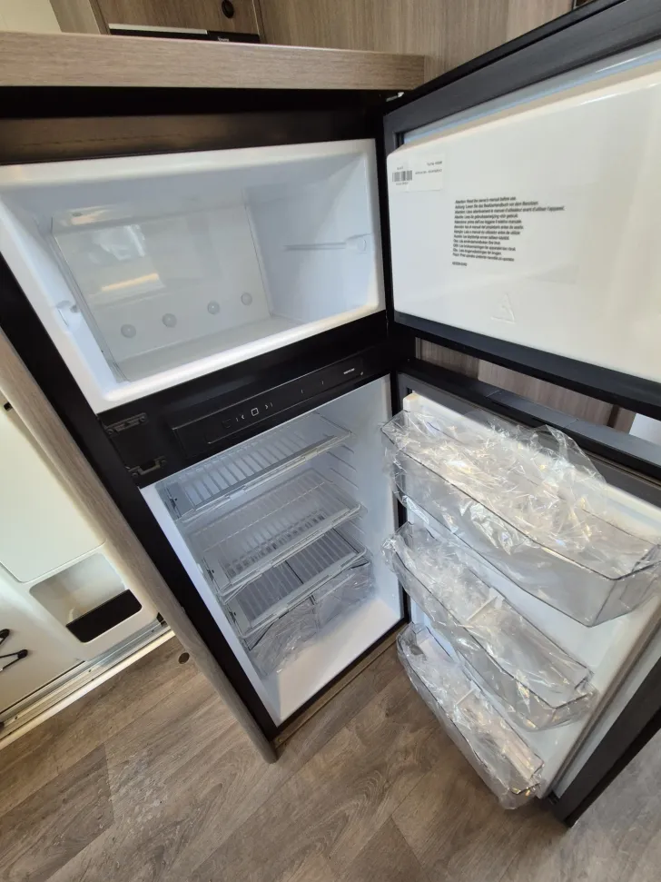 Fahrzeugbild Carado T338 pro+ *LED*Hubbett*Digital-Paket* #21