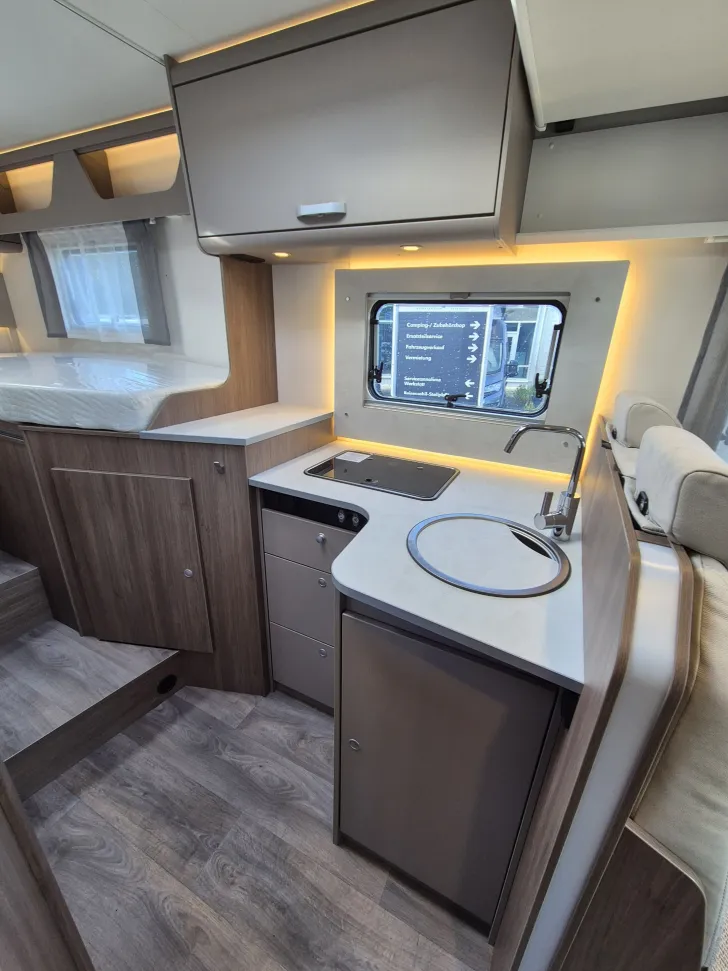 Fahrzeugbild Carado T338 pro+ *LED*Hubbett*Digital-Paket* #22