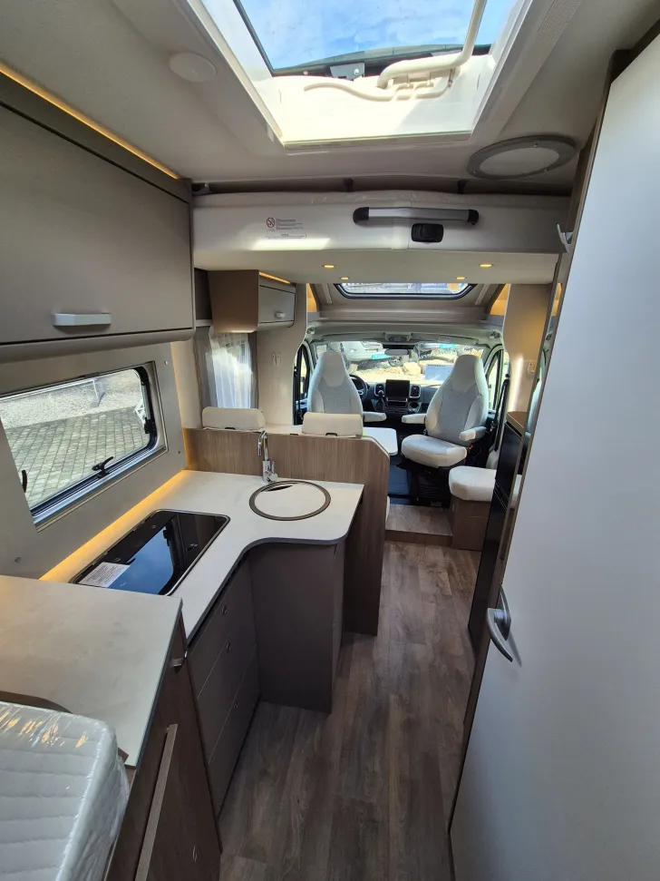 Fahrzeugbild Carado T338 pro+ *LED*Hubbett*Digital-Paket* #38