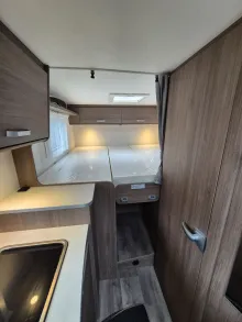 Fahrzeugbild Carado V337 *Markise*Fahrradträger* #23