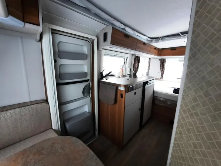 Fahrzeugbild Hymer Eriba Touring 430 Verfüg./Sparen Sie 4.250,- € #8