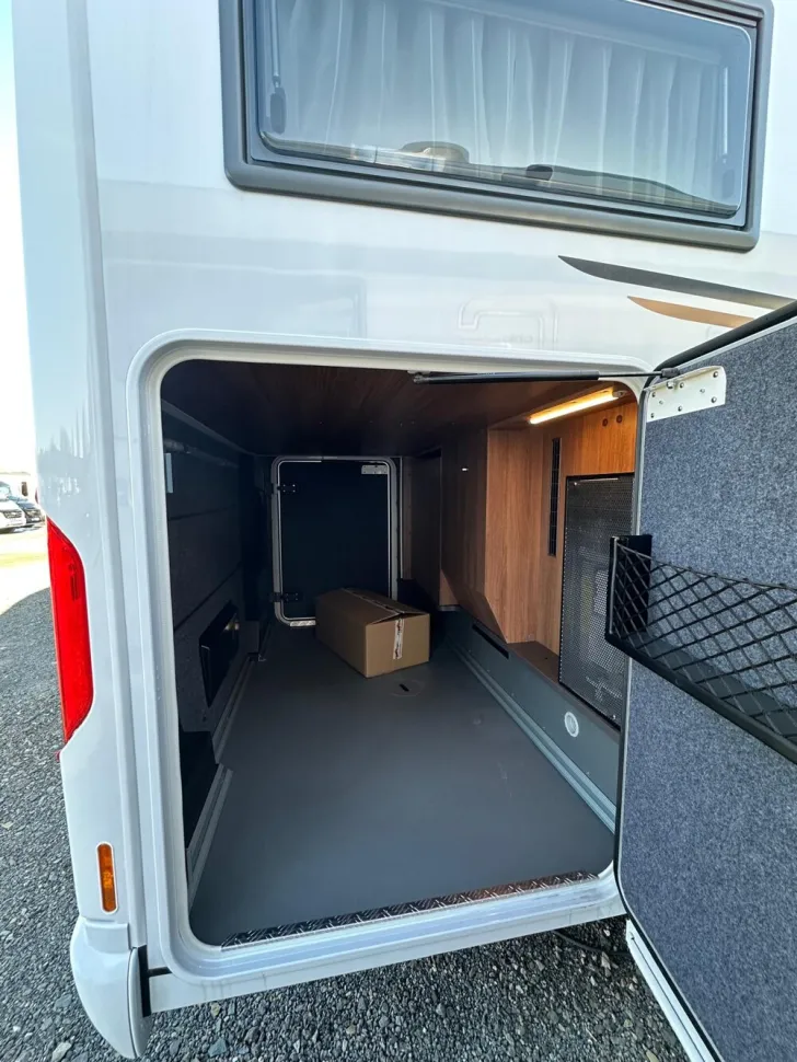 Fahrzeugbild Carthago C1-tourer T 143 KB LE comfort #24