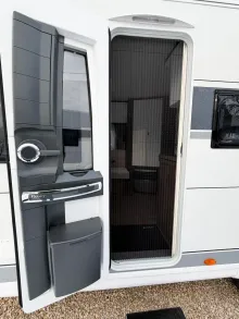 Fahrzeugbild Hobby Excellent Edition 495 UL/Autarkpaket/Bettverbrei #23