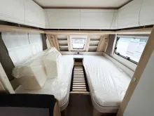 Fahrzeugbild Hobby De Luxe 460 SL/Bettverbreitung/Vorzeltsteckdose #9